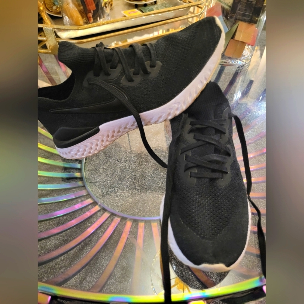 🔽💲Nike Epic React Flyknit Black 2019  Women's Size 10.5 Shoes